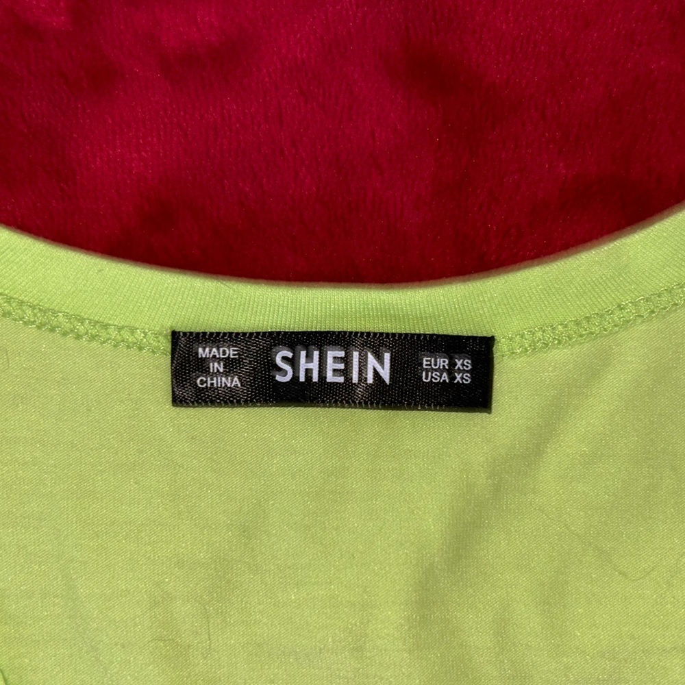 Neon green short sleeve top with wrap strings - Picture 2 of 4